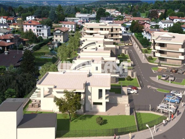 casa indipendente in vendita a Malnate