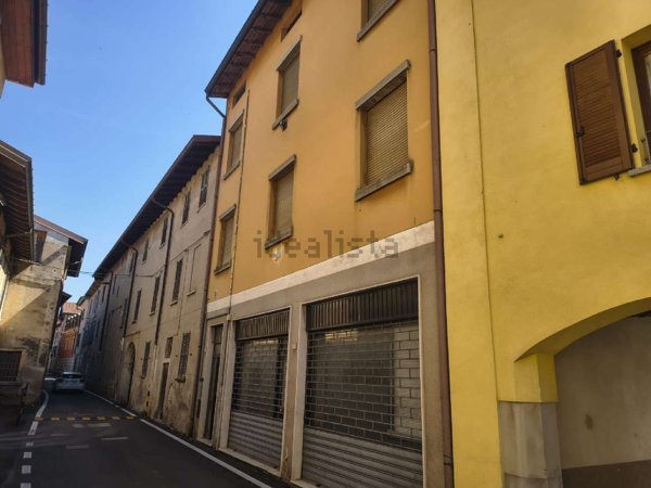 appartamento in vendita a Malnate
