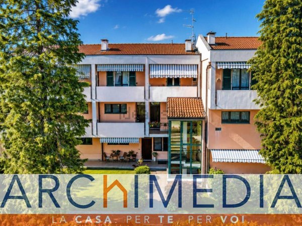 appartamento in vendita a Malnate in zona San Salvatore