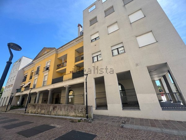 appartamento in vendita a Malnate