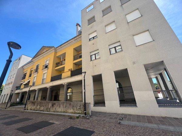 appartamento in vendita a Malnate