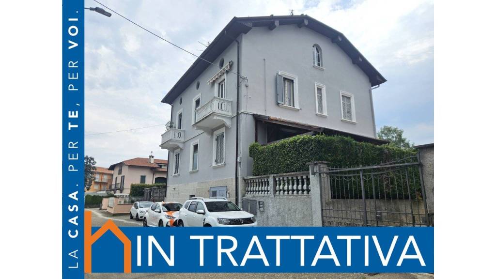 appartamento in vendita a Malnate in zona San Salvatore