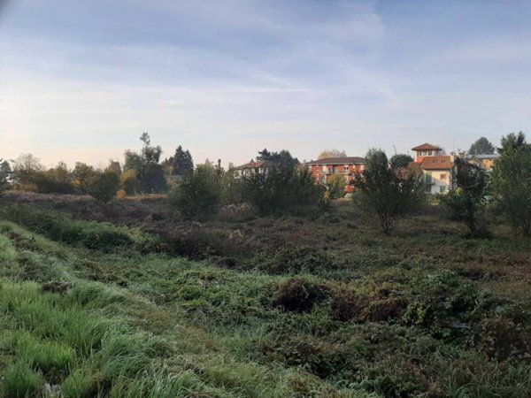 terreno edificabile in vendita a Malnate