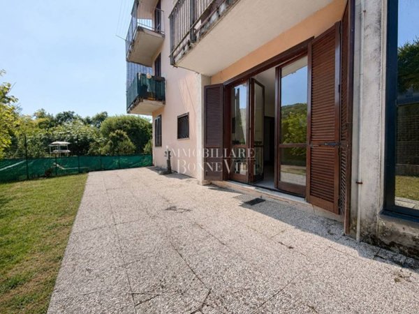 appartamento in vendita a Malnate in zona San Salvatore