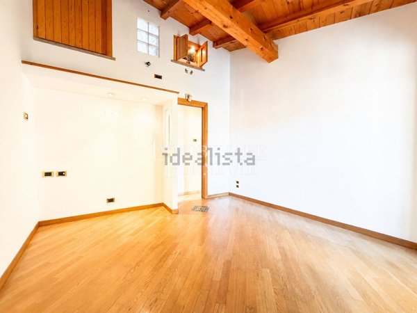 appartamento in vendita a Malnate