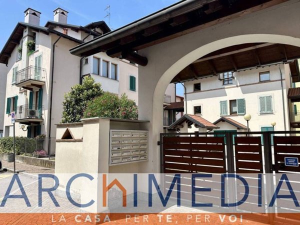 appartamento in vendita a Malnate