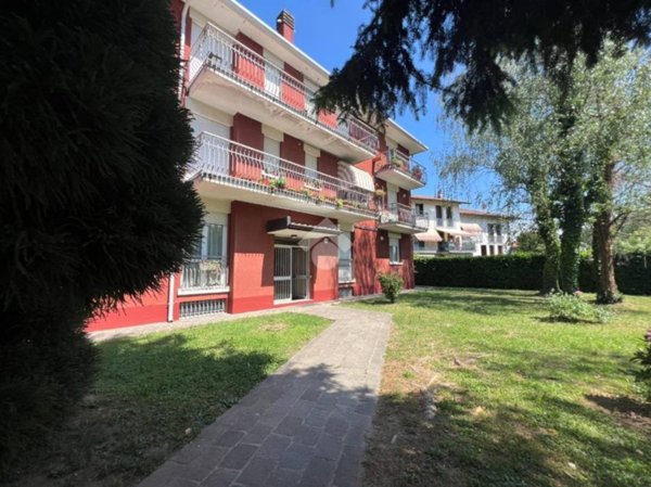 appartamento in vendita a Malnate in zona San Salvatore