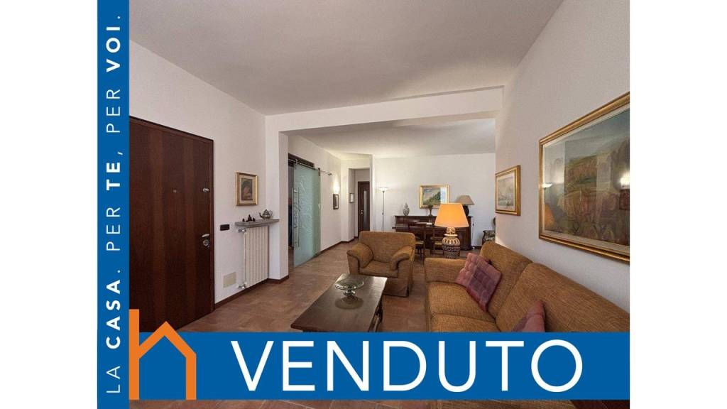 casa indipendente in vendita a Malnate