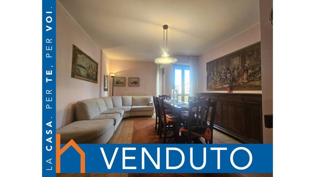 appartamento in vendita a Malnate in zona San Salvatore