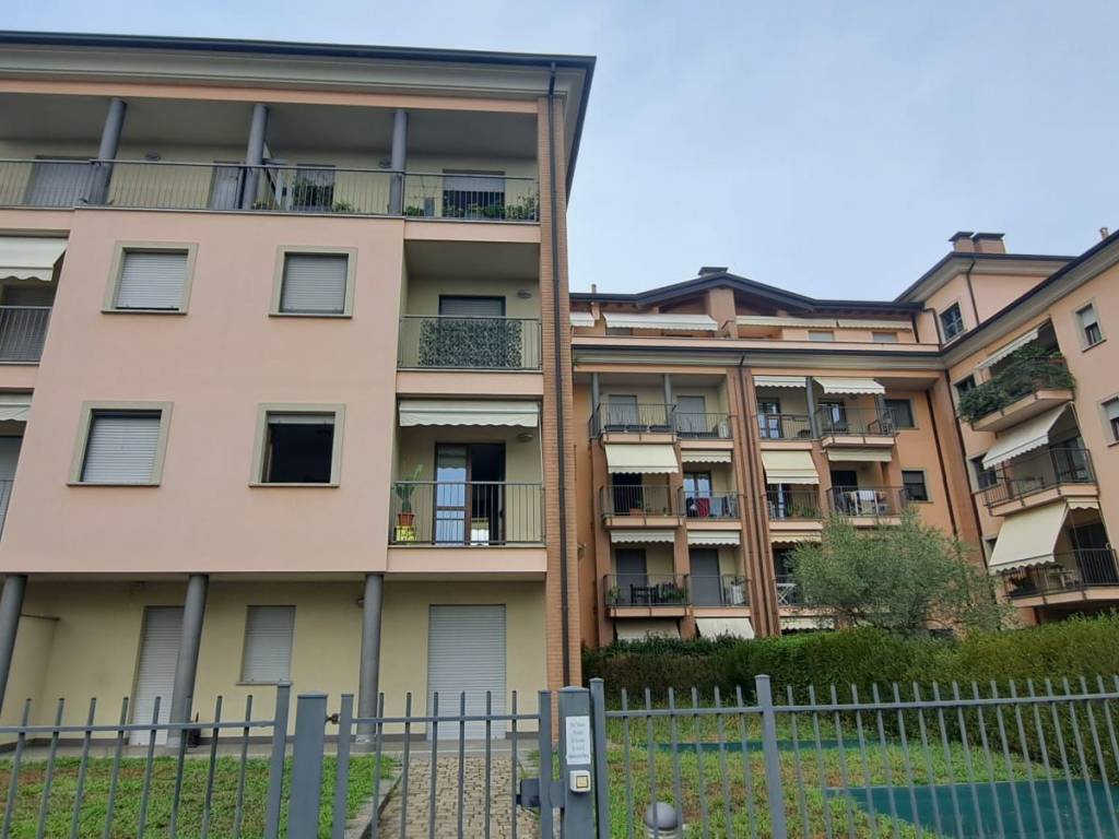 appartamento in vendita a Malnate