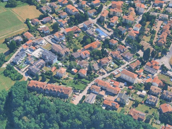 casa indipendente in vendita a Malnate