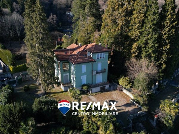 casa indipendente in vendita a Marchirolo