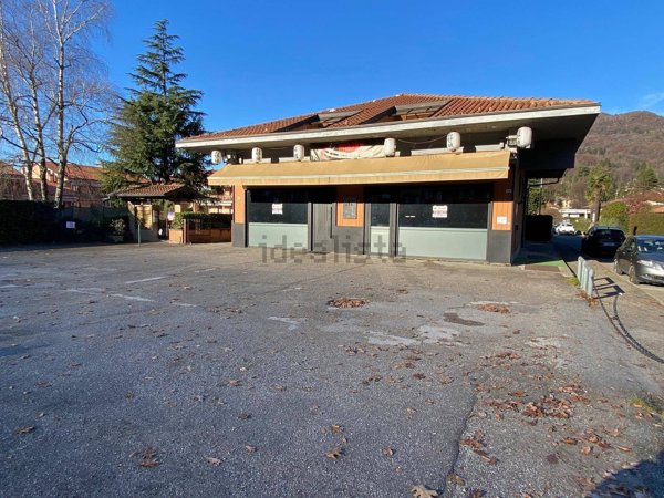 locale di sgombero in vendita a Marchirolo