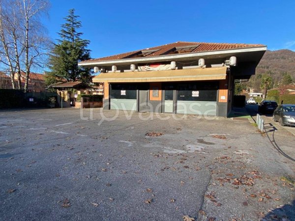 negozio in vendita a Marchirolo