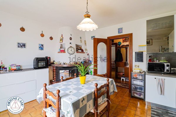 appartamento in vendita a Marchirolo