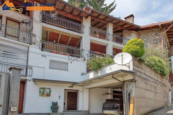 appartamento in vendita a Marchirolo