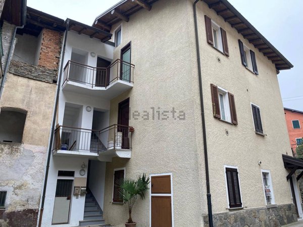 appartamento in vendita a Marchirolo