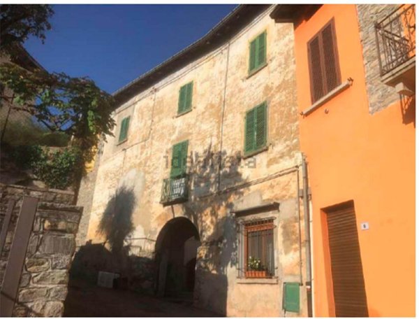 appartamento in vendita a Marchirolo