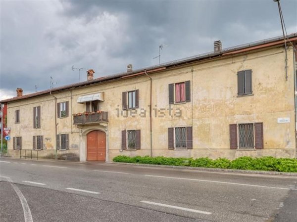 appartamento in vendita a Marchirolo