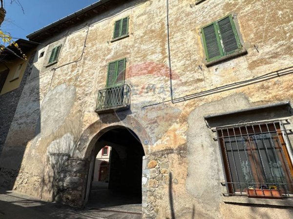 appartamento in vendita a Marchirolo