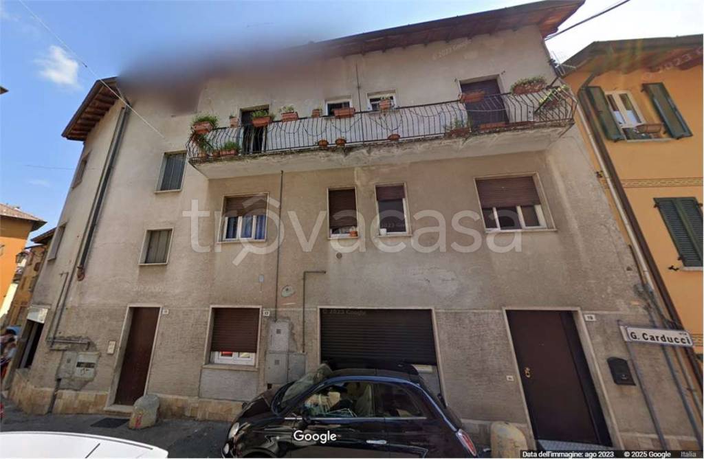 appartamento in vendita a Marchirolo