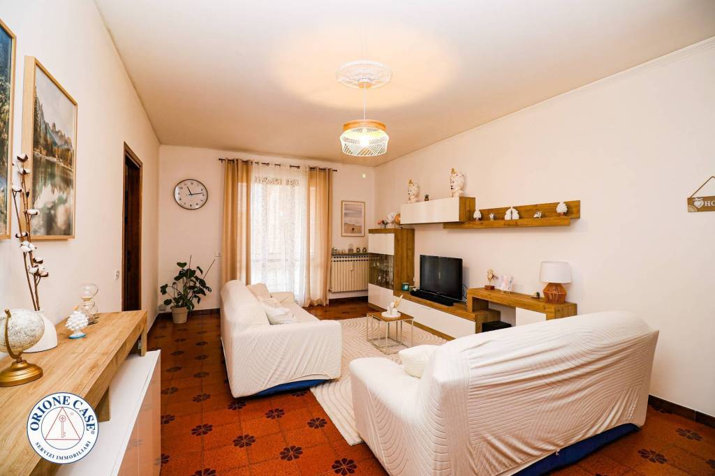 appartamento in vendita a Marchirolo