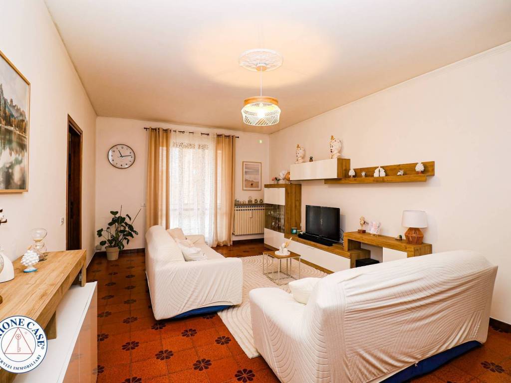 appartamento in vendita a Marchirolo