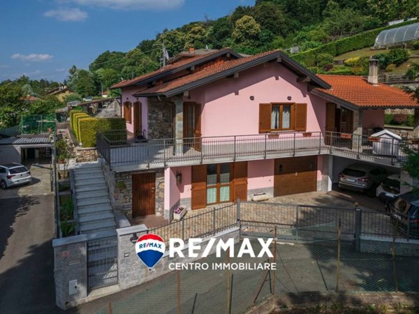 casa indipendente in vendita a Marchirolo