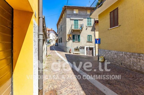 appartamento in vendita a Marchirolo