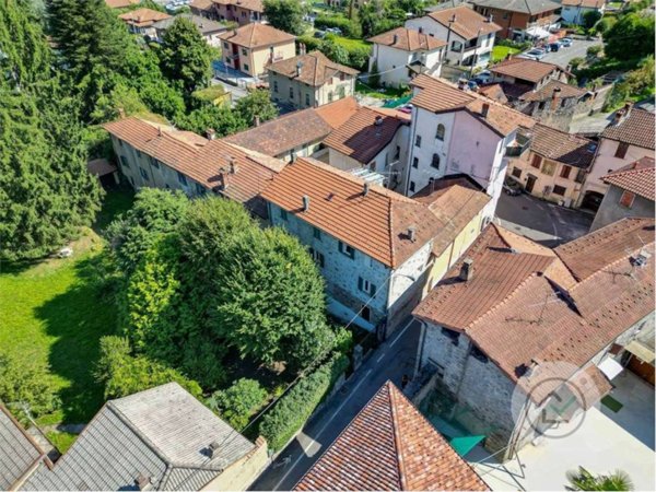 appartamento in vendita a Marchirolo