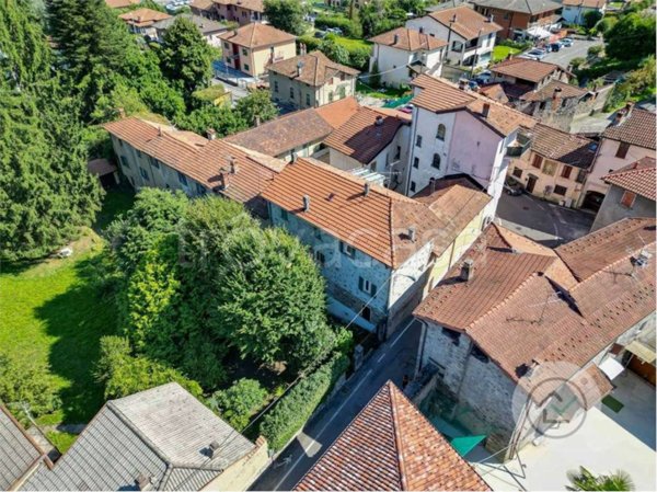 appartamento in vendita a Marchirolo