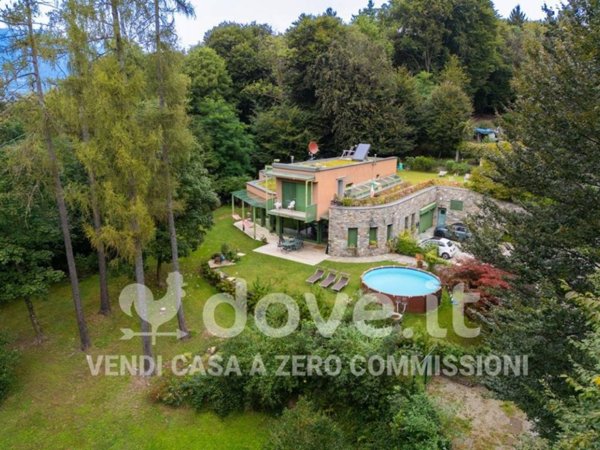 casa indipendente in vendita a Marchirolo