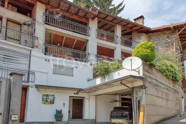 casa indipendente in vendita a Marchirolo