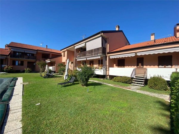 appartamento in vendita a Marchirolo