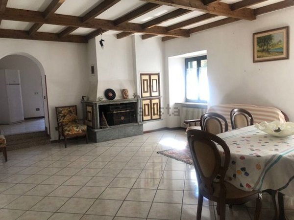 appartamento in vendita a Marchirolo