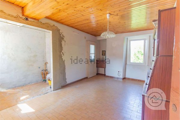 appartamento in vendita a Marchirolo