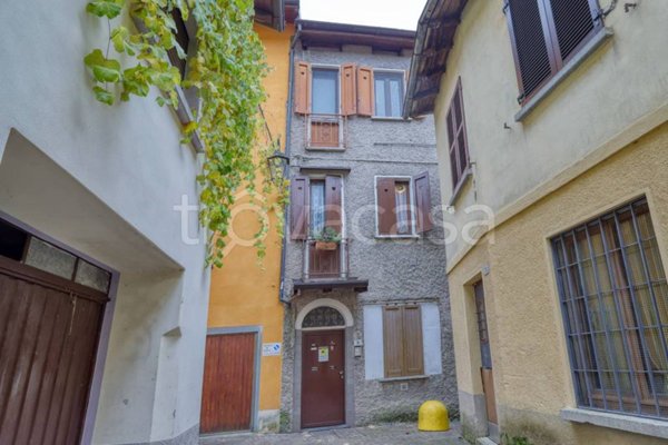 appartamento in vendita a Marchirolo