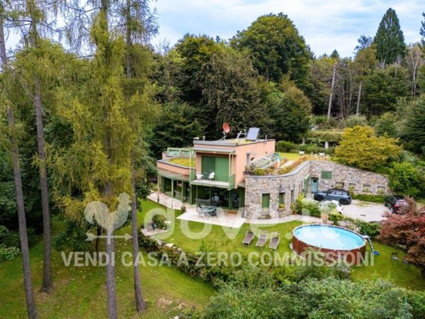casa indipendente in vendita a Marchirolo