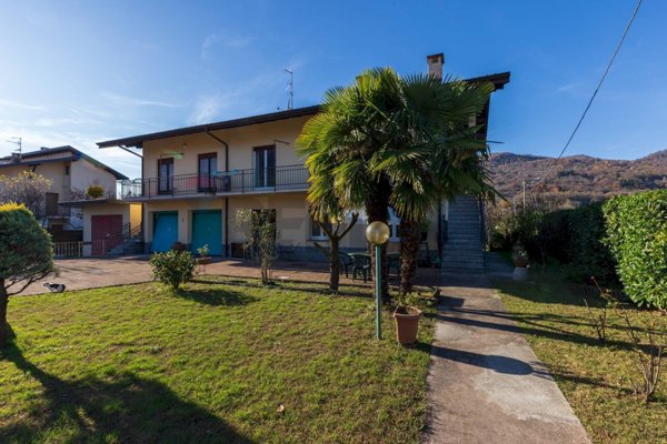 appartamento in vendita a Marchirolo