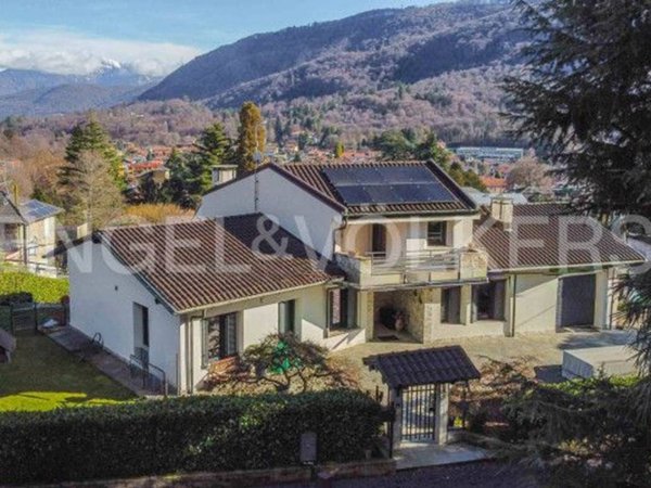 casa indipendente in vendita a Marchirolo