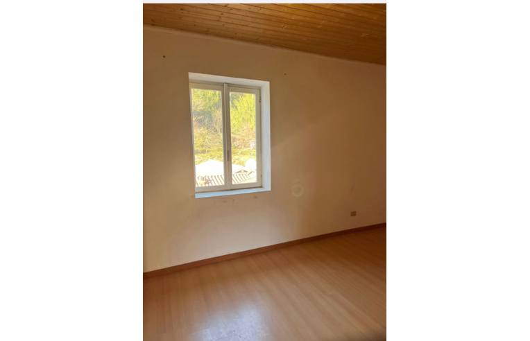 appartamento in vendita a Marchirolo