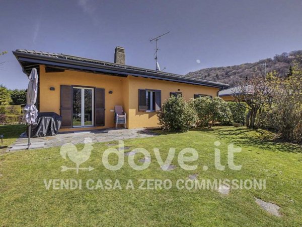 casa indipendente in vendita a Marchirolo