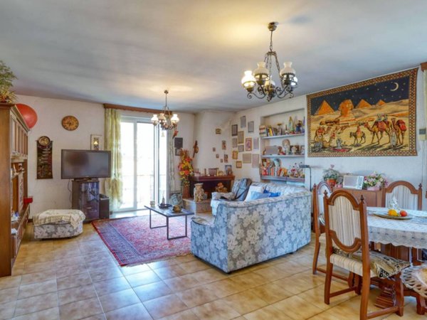 appartamento in vendita a Marchirolo