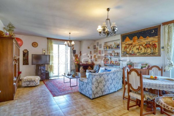 appartamento in vendita a Marchirolo