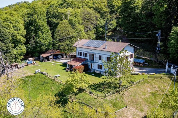 casa indipendente in vendita a Marchirolo