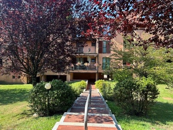 appartamento in vendita a Marchirolo