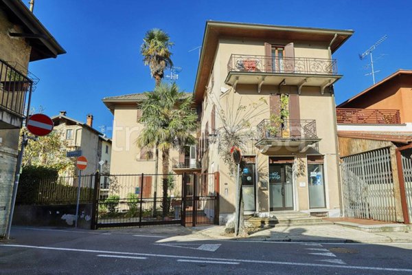 appartamento in vendita a Marchirolo