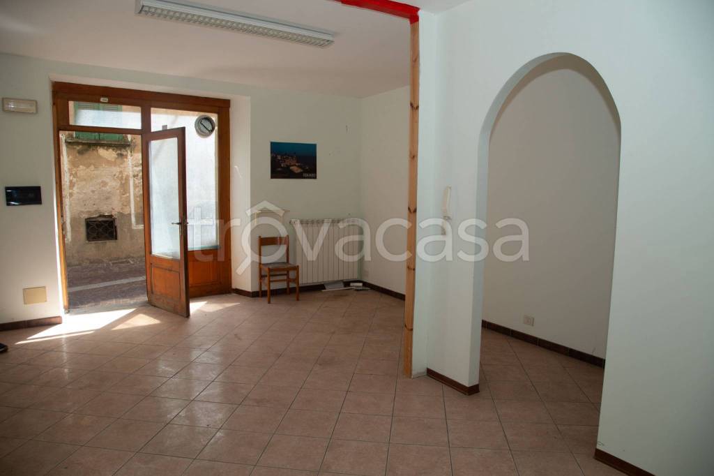 appartamento in vendita a Marchirolo