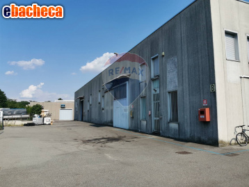 ufficio in vendita a Marnate
