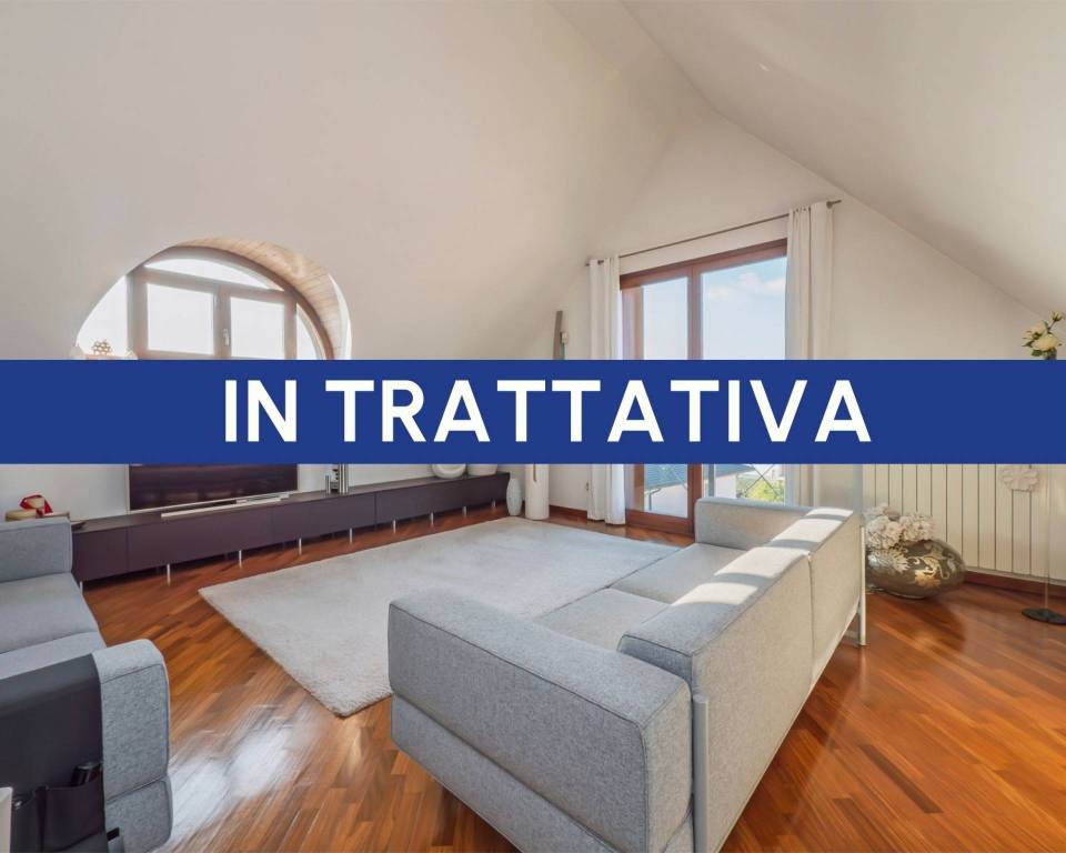appartamento in vendita a Marnate in zona Nizzolina